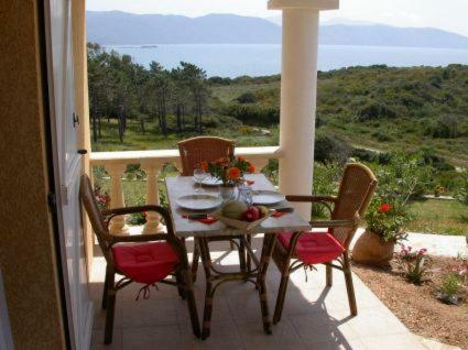 Villa Liamone Studio Fuer 3 Personen , 400 M Vom Strand, Pool, Klimaanlage Sagone  Kültér fotó